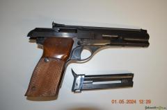 Beretta Model 76 .22 LR Long Rifle