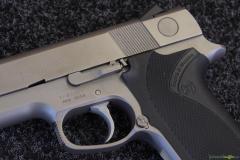Smith & Wesson Model 4556 DAO .45 ACP