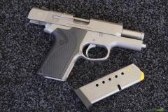 Smith & Wesson Model 4556 DAO .45 ACP