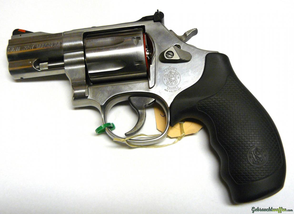 Smith & Wesson 686-6 .357 Magnum Smith & Wesson 686-6 .357 Magnum