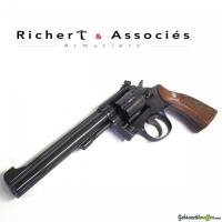 Smith & Wesson