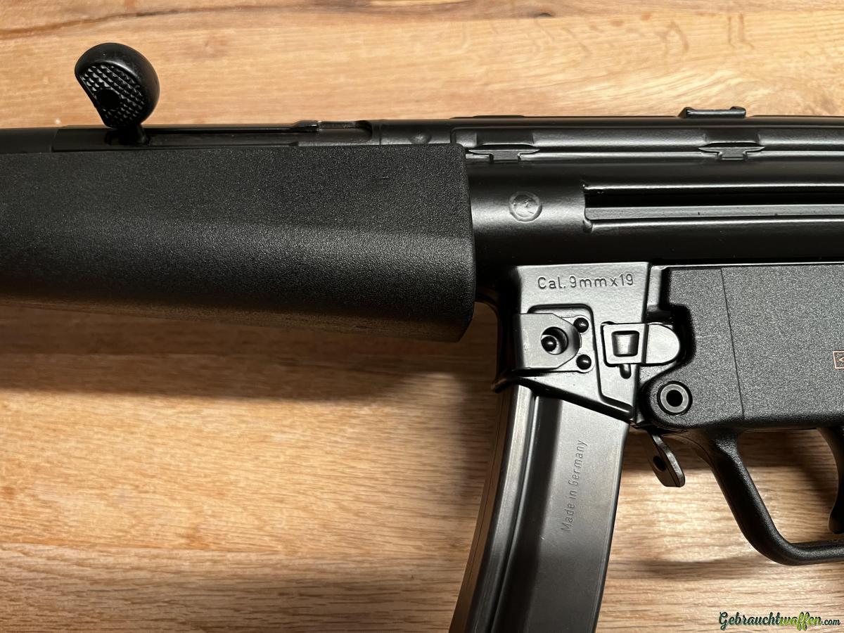 Heckler & Koch MP5SF 9x19mm NATO Parabellum Heckler & Koch MP5SF 9x19mm NATO Parabellum
