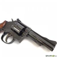 Smith & Wesson