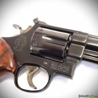 Smith & Wesson Model 57 ''The .41 Magnum'' .41mag (1977)