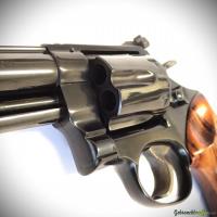 Smith & Wesson Model 57 ''The .41 Magnum'' .41mag (1977)