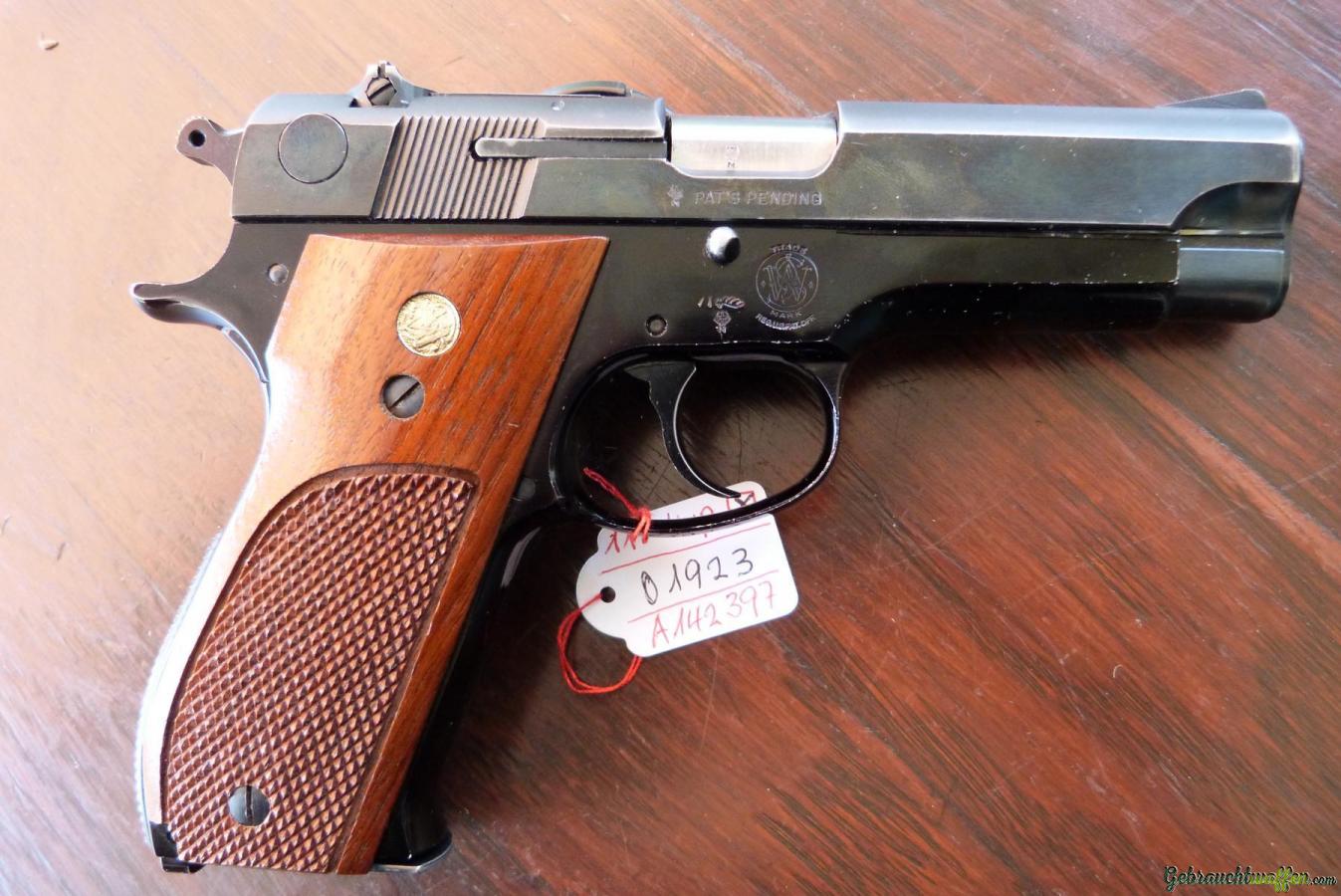 Smith & Wesson Smith & Wesson