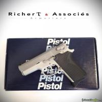 Smith & Wesson