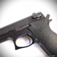Smith & Wesson