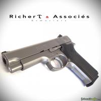 Smith & Wesson