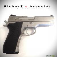 Smith & Wesson Model 4026 .40S&W