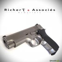 Smith & Wesson Model 4026 .40S&W
