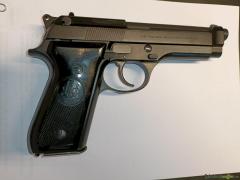 Beretta 92S 9x19mm Parabellum/Luger/NATO