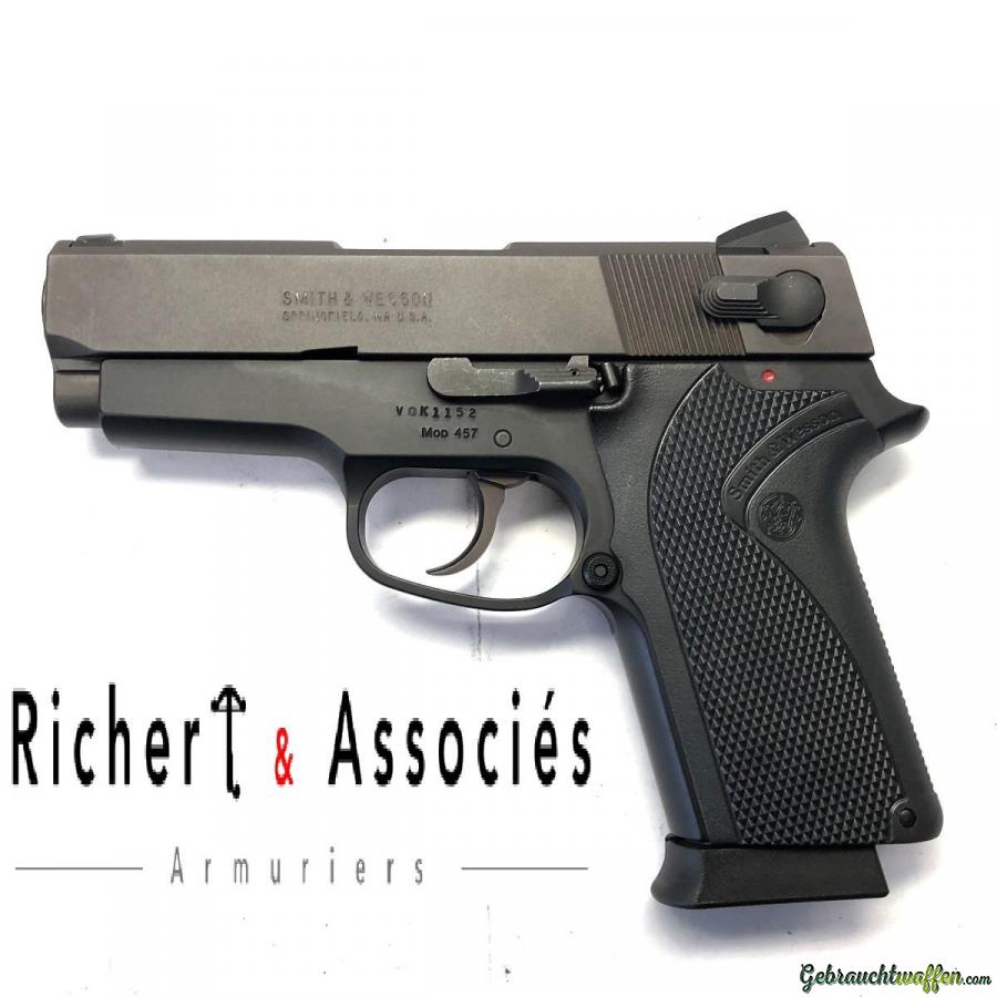 Smith & Wesson Smith & Wesson