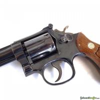 Smith & Wesson Model 15-4 Combat Masterpiece .38spl (1977)