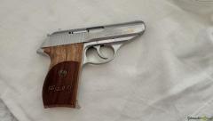 SIG-Sauer P230 .380 ACP /9x17mm Browning Short