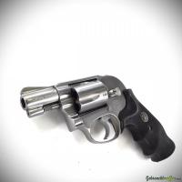 Smith & Wesson Model 649-2 ''The Bodyguard'' .38 Special / 9x29mmR