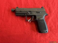 SIG-Sauer P320 9x19mm Parabellum/Luger/NATO