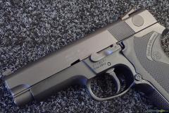 Smith & Wesson Model 4044 DAO .40S&W