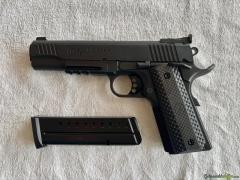 Neue Schmeisser Hugo 1911