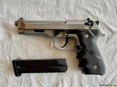 Beretta 92 FS Brigadier Inox 9x19mm Parabellum/Luger/NATO