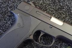 Smith & Wesson Model 4054 DAO .40S&W