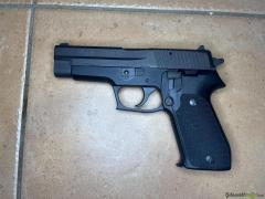 SIG-Sauer | P220 | Zivilversion mit Magazinauswurf