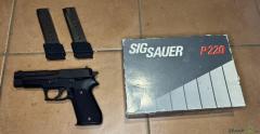 SIG-Sauer | P220 | Zivilversion mit Magazinauswurf