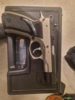 CZ | Ceska Zbrojovka 75 B 9x19mm Parabellum/Luger/NATO