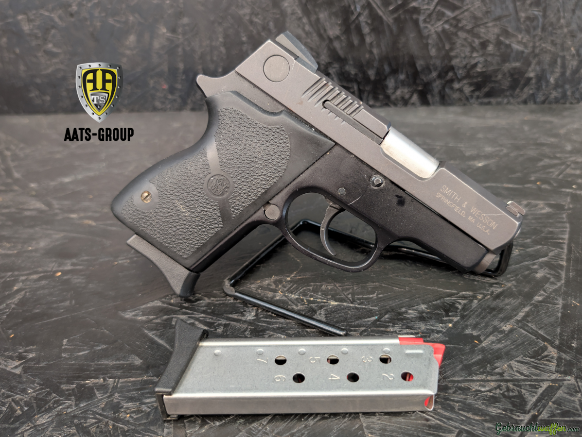 OCCASION Pistole Smith & Wesson Mod. CS9 9mm Para - Zustand 2 EKY0108-V2 OCCASION Pistole Smith & Wesson Mod. CS9 9mm Para - Zustand 2 EKY0108-V2