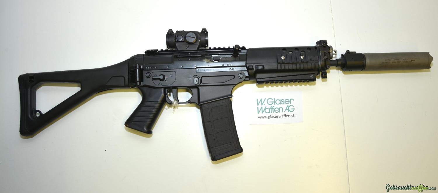 SIG-Sauer 553 .223 Remington SIG-Sauer 553 .223 Remington