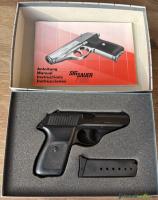SIG-Sauer P230 .380 ACP /9x17mm Browning Short