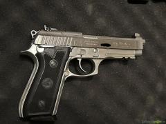 2x Taurus pistolen  Forjas pt-99 AFS + pt-58 HC 9x19mm Para + 380 acp zu verkaufen