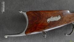 Service de restauration arme