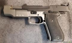 SIG-Sauer P220 Sport .45 ACP
