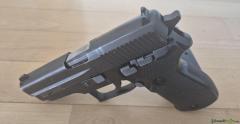 SIG-Sauer P225 9x19mm Parabellum/Luger/NATO