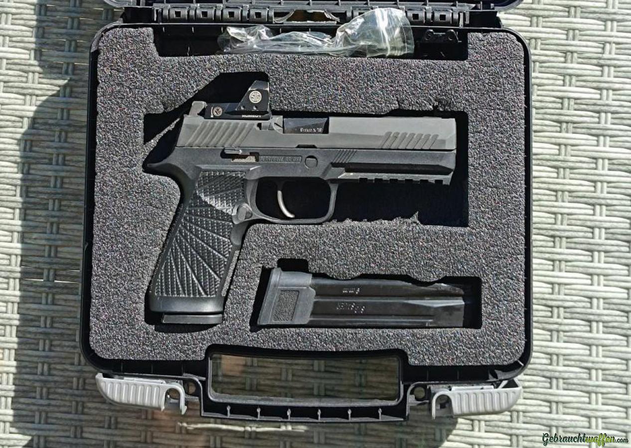 SIG P320 RX mit Safariland holster und Wilson Combat Griffstuck SIG P320 RX mit Safariland holster und Wilson Combat Griffstuck