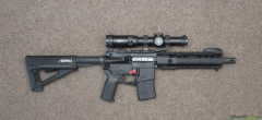 halbauto AERO PRECISION mod. X15 cal. .300blk