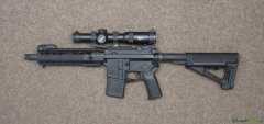 halbauto AERO PRECISION mod. X15 cal. .300blk