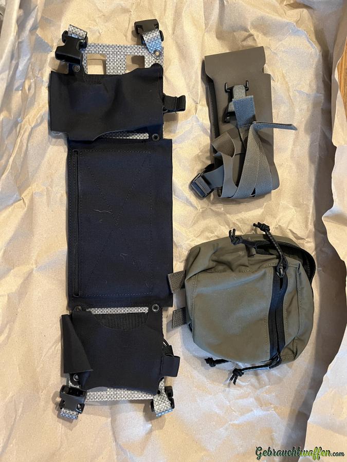 Chestrig Expension + Nalegen und GP Pouch 556 Pouche Admin Pouche Chestrig Expension + Nalegen und GP Pouch 556 Pouche Admin Pouche