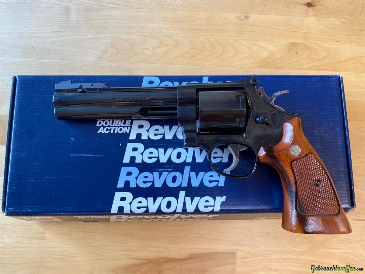 S&W 29-3 CLASSIC HUNTER .44 Remington Magnum S&W 29-3 CLASSIC HUNTER .44 Remington Magnum