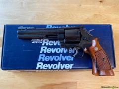 S&W 29-3   CLASSIC HUNTER .44 Remington Magnum