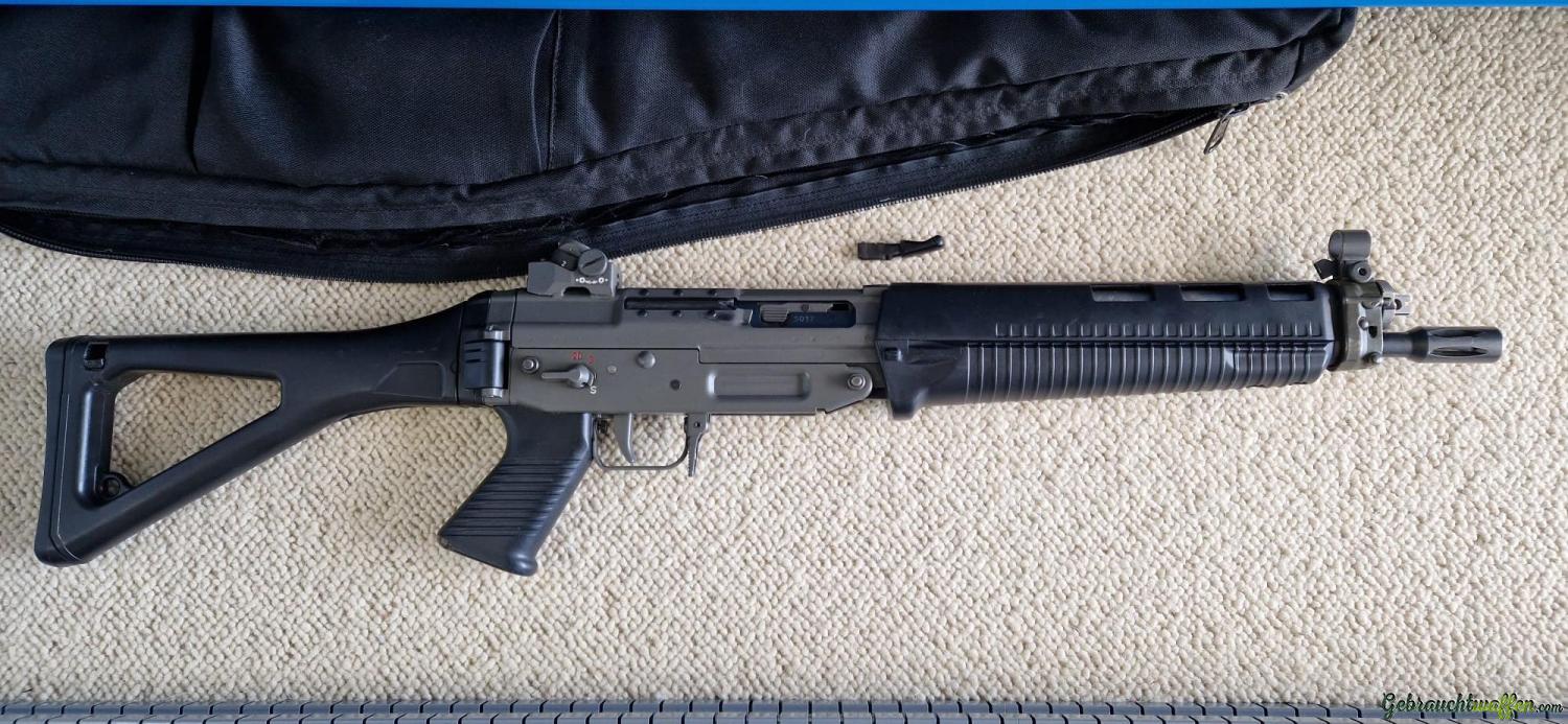 SIG-Sauer 551-1 .223 Remington SIG-Sauer 551-1 .223 Remington