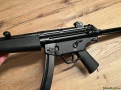 Heckler & Koch MP5SF 9x19mm NATO Parabellum