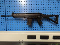 SIG 553-2 LB Seriefeuer / Automat