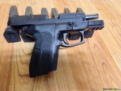 SIG-Sauer SPC 2022 9x19mm Parabellum/Luger/NATO