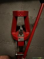 Hornday Iron Press with Autopriming + quick change adapter