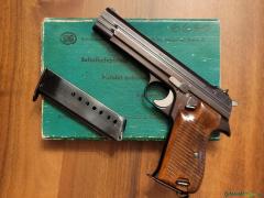 SIG-Sauer SP 47/8, P 210 9mm Federal