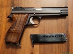 SIG-Sauer SP 47/8, P 210 9mm Federal