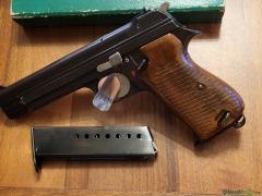 SIG-Sauer SP 47/8, P 210 9mm Federal