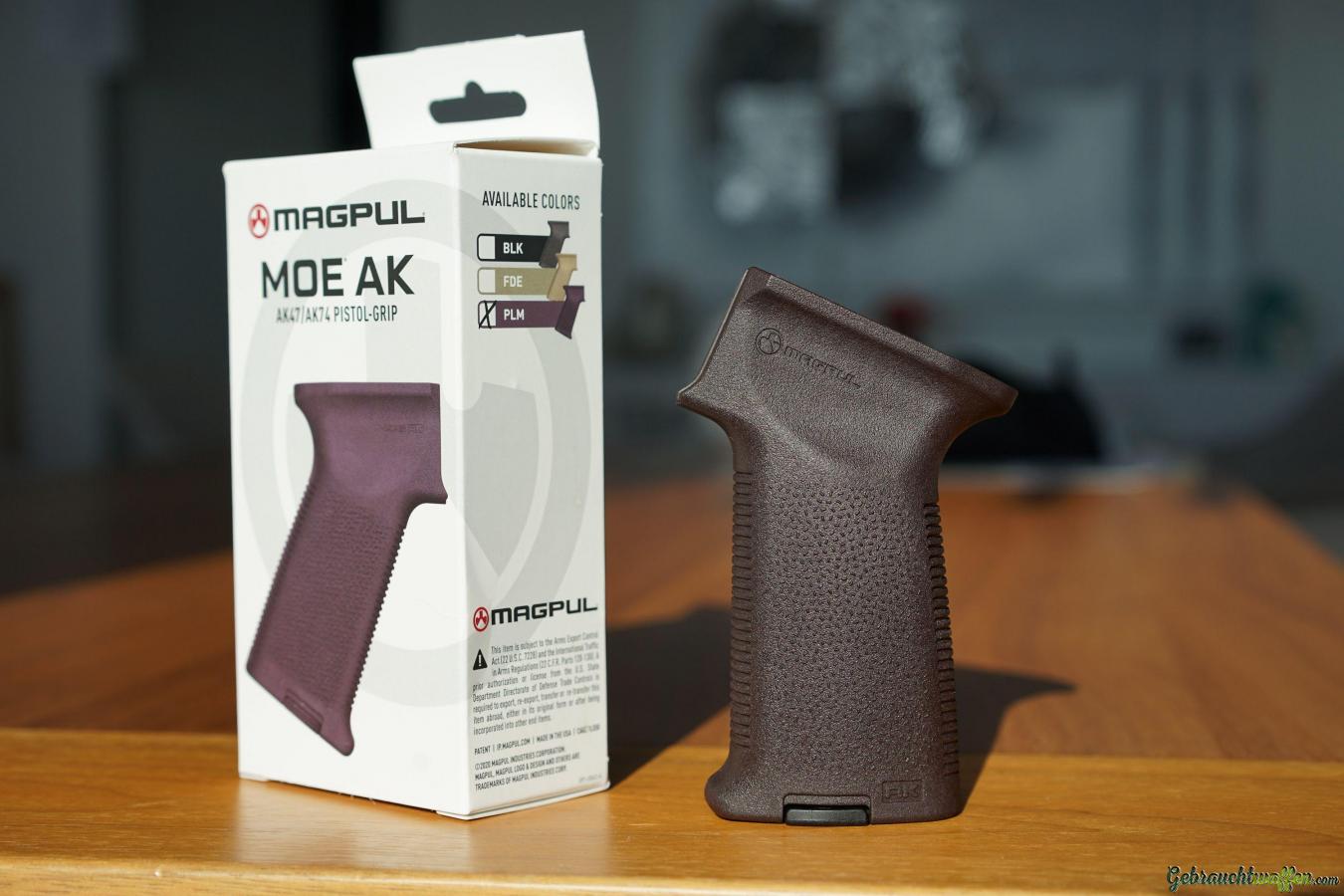 MAGPUL MOE AK GRIP POLYMER FOR AK47/74 PLUM MAGPUL MOE AK GRIP POLYMER FOR AK47/74 PLUM